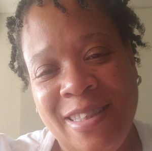 Meet your Posher, Deneen